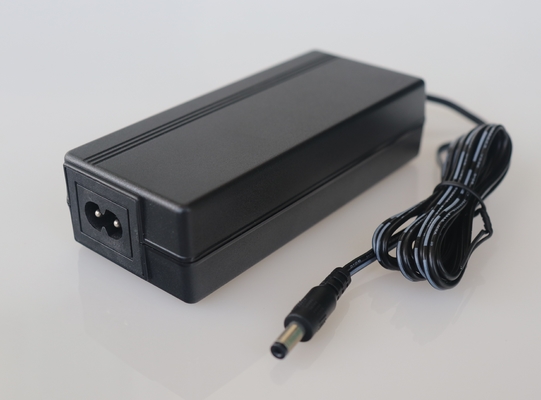 24v 3a Adapter điện IEC61558 chứng nhận máy tính để bàn chuyển mạch nguồn điện